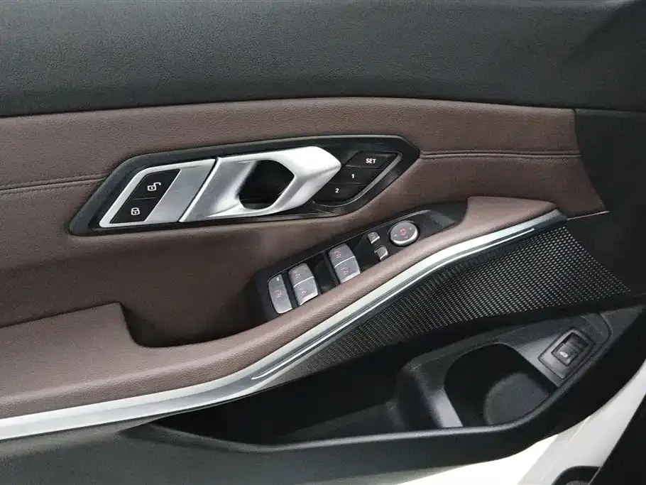 BMW 3 Series — фото 10