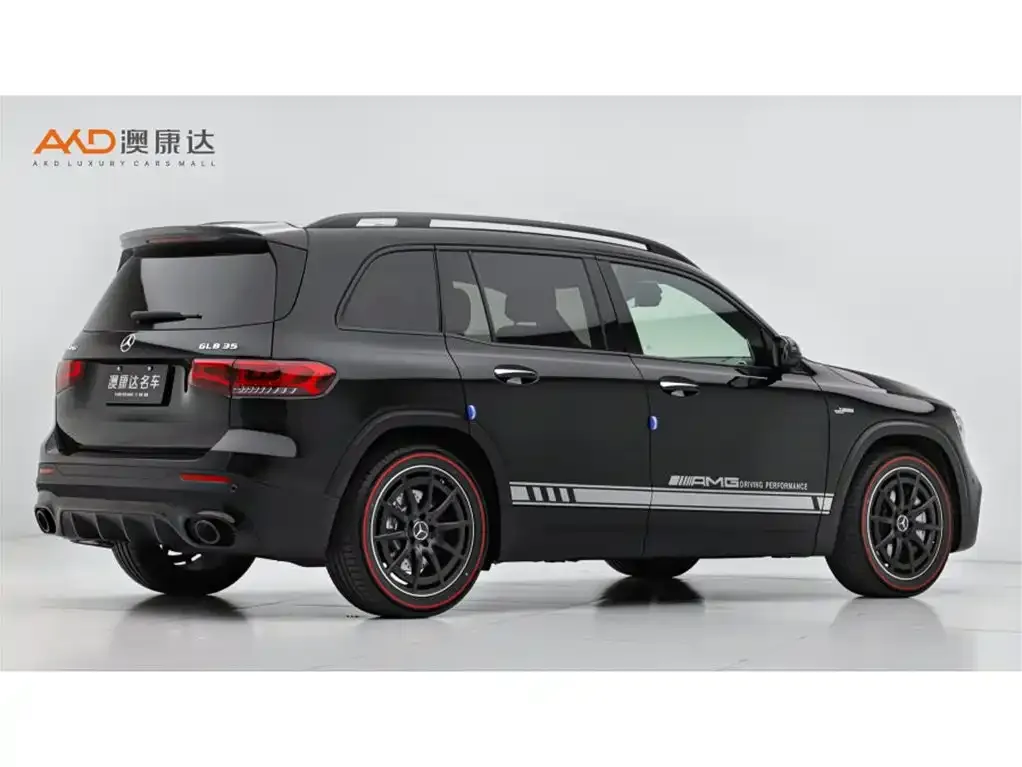 Mercedes-Benz GLB AMG — фото 5