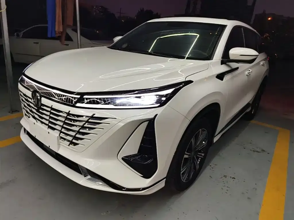 Changan CS75PLUS — фото 2