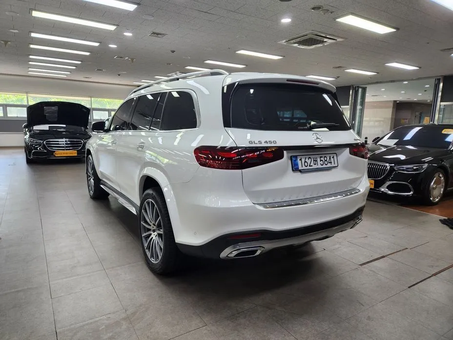 Mercedes-Benz GLS-Class — фото 6