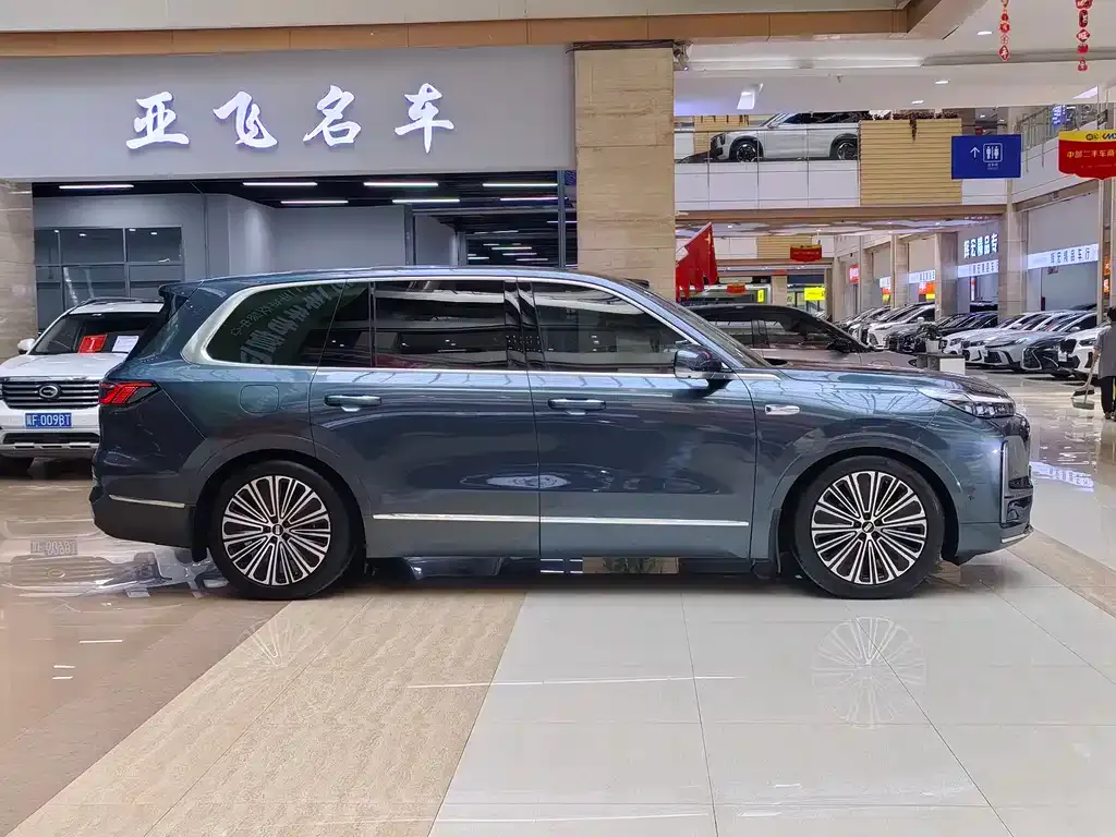 Geely Galaxy M9 — фото 3