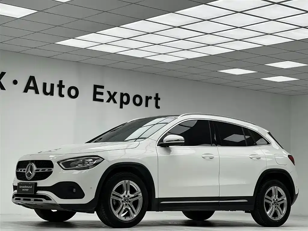 Mercedes-Benz GLA — фото 6