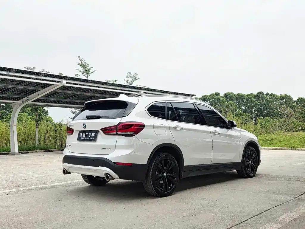 BMW X1 — фото 4