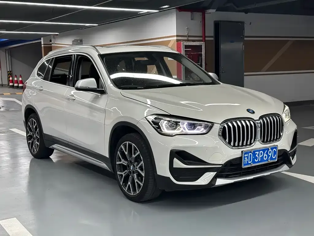 BMW X1 — фото 2