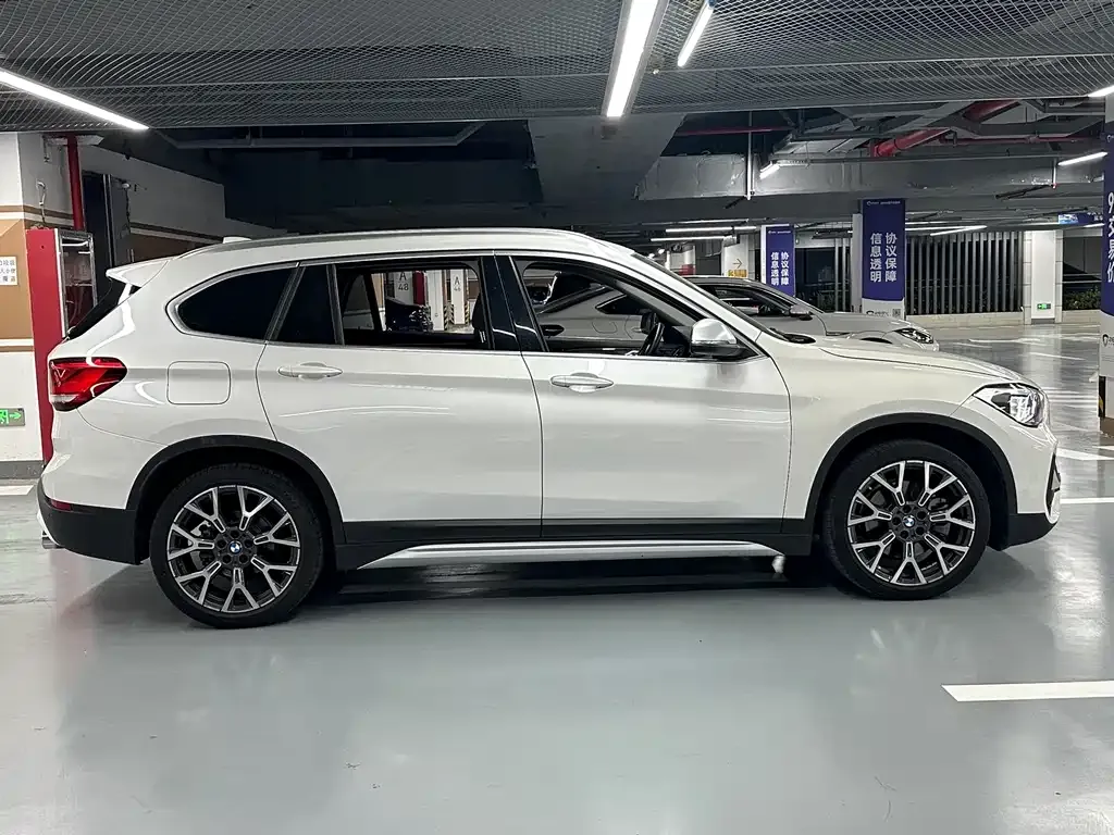 BMW X1 — фото 4