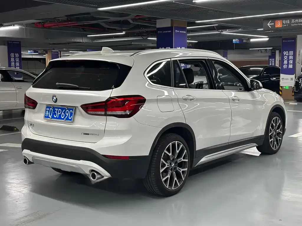 BMW X1 — фото 10