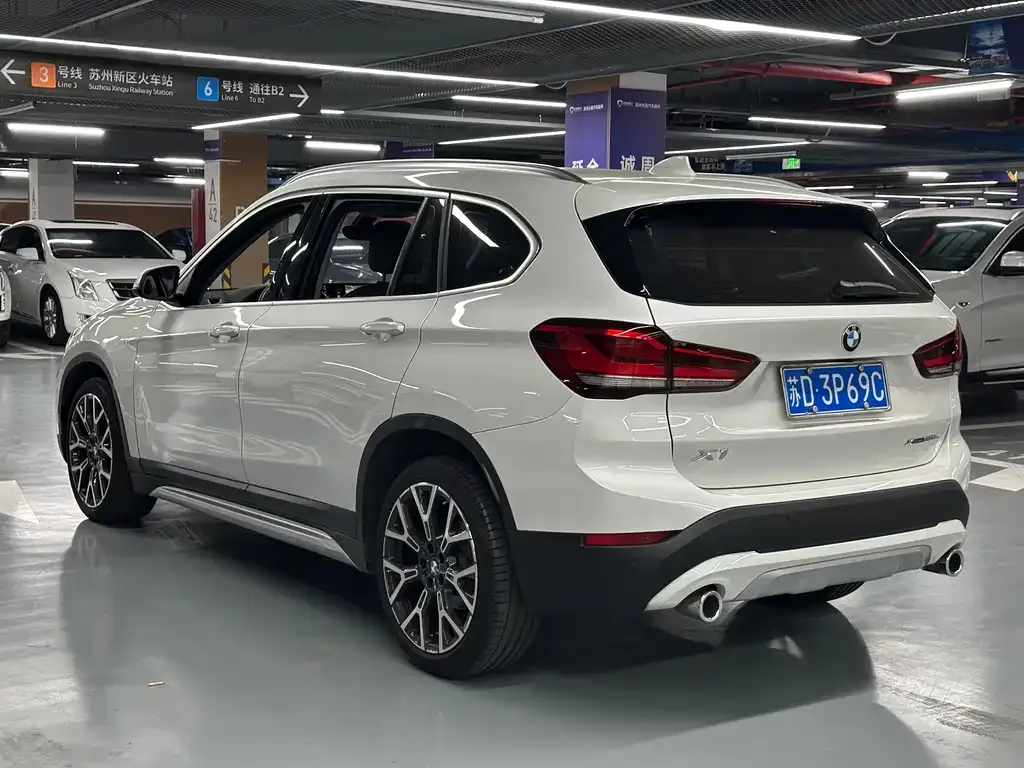 BMW X1 — фото 3