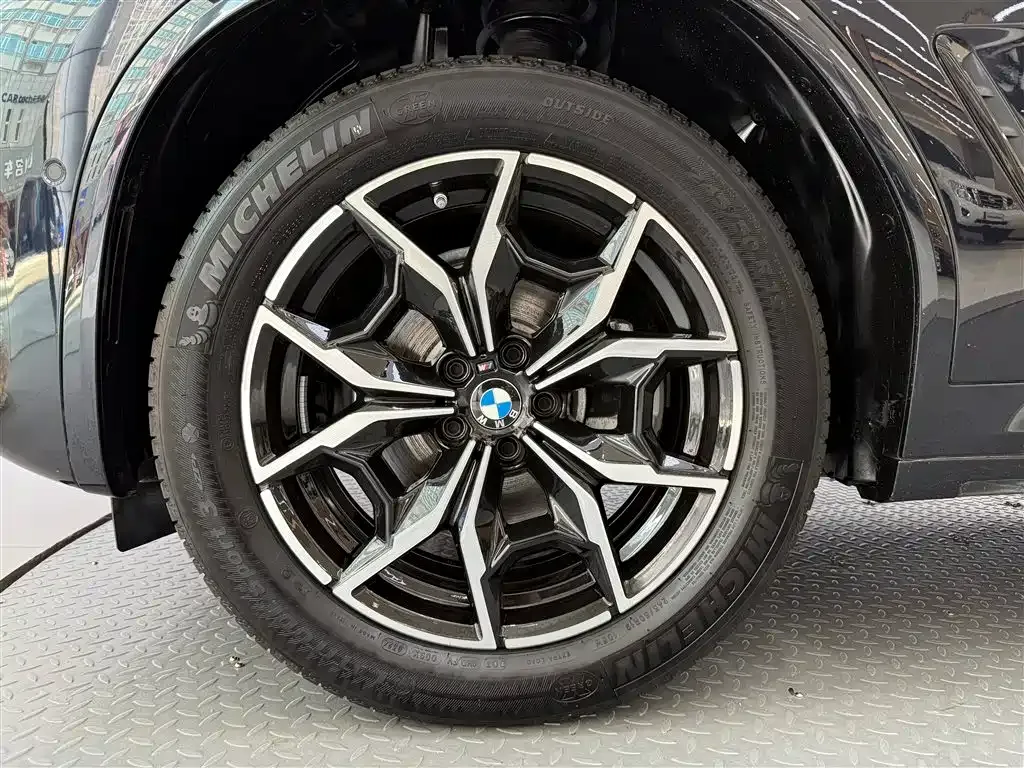 BMW X4 — фото 5