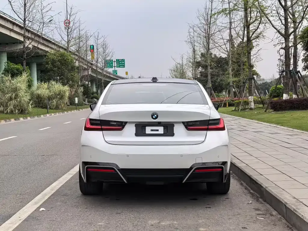 BMW i3 — фото 6