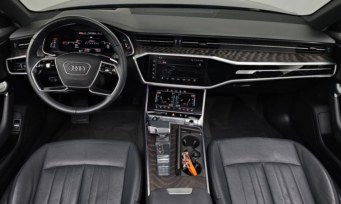 Audi A6 — фото 7