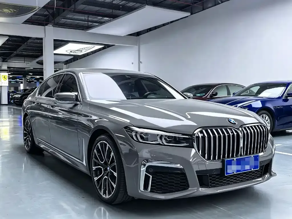 BMW 7 Series — фото 4