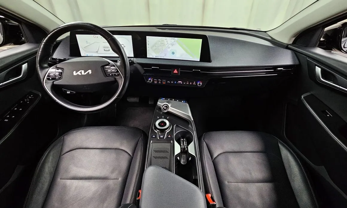 Kia EV6 — фото 9
