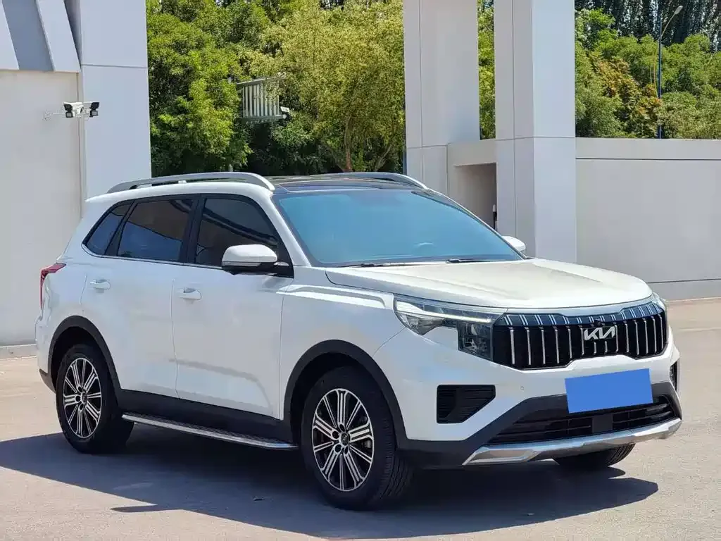 Kia Sportage — фото 8