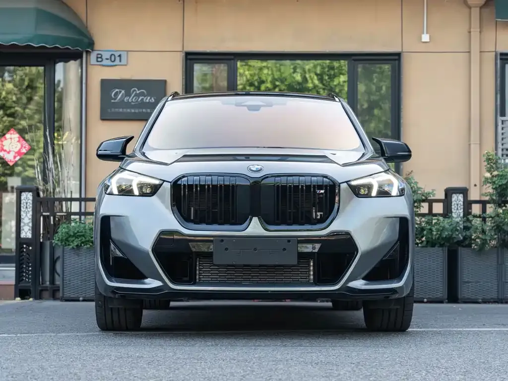 BMW X1 M35Li — фото 7