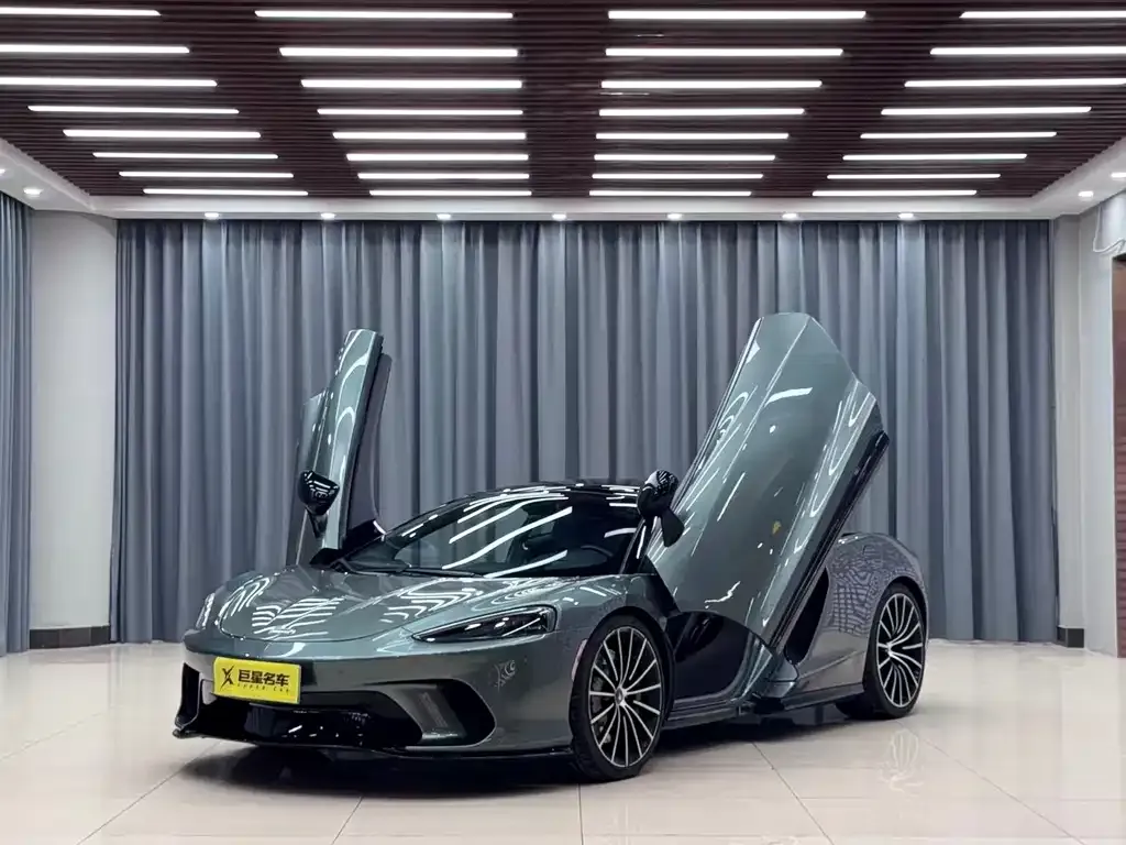 McLaren GT — фото 1