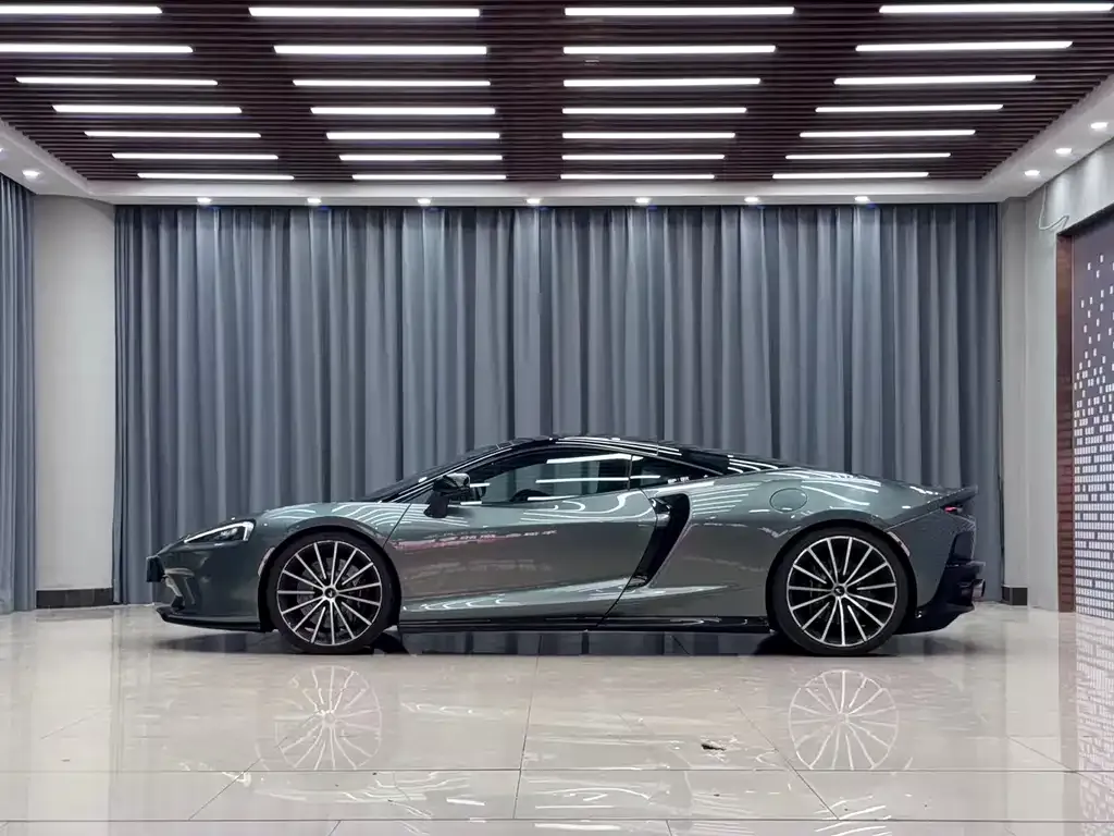 McLaren GT — фото 4