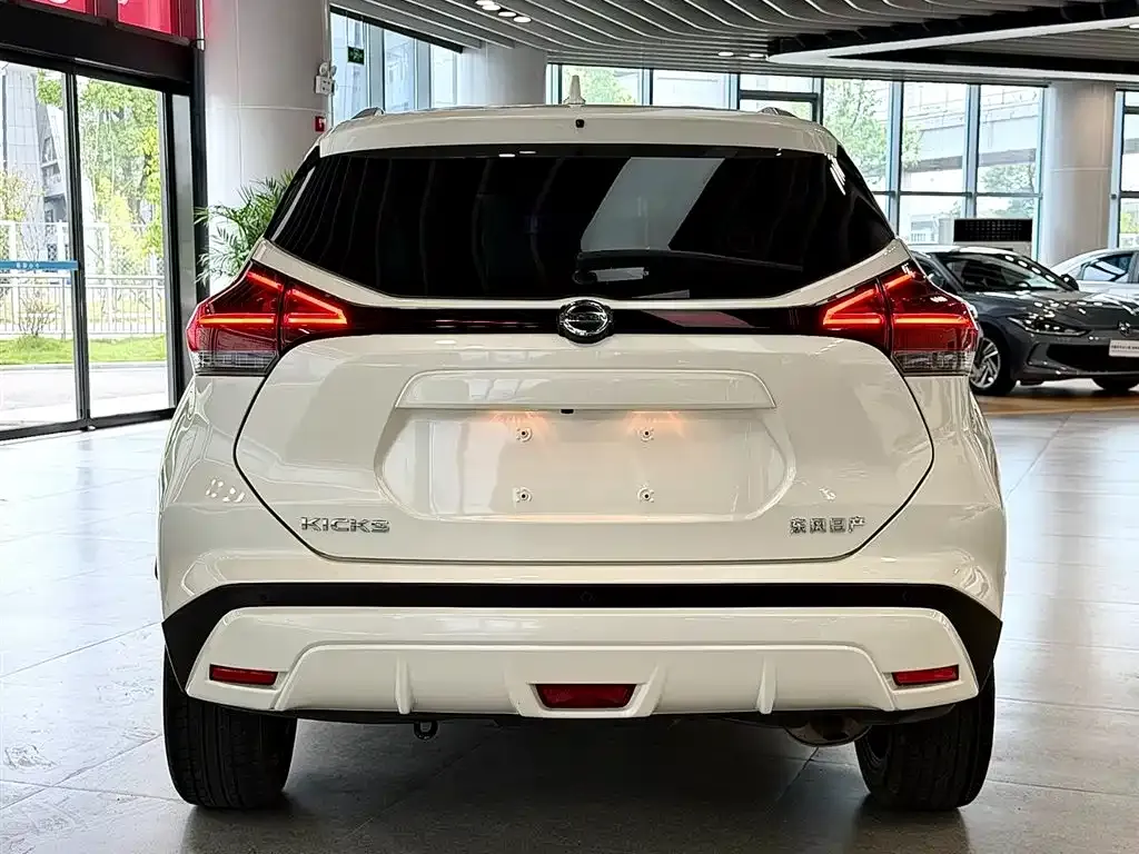 Nissan Kicks — фото 3