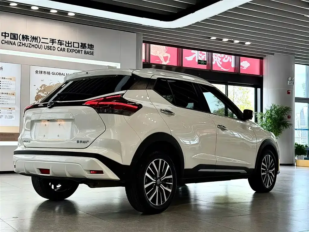 Nissan Kicks — фото 4