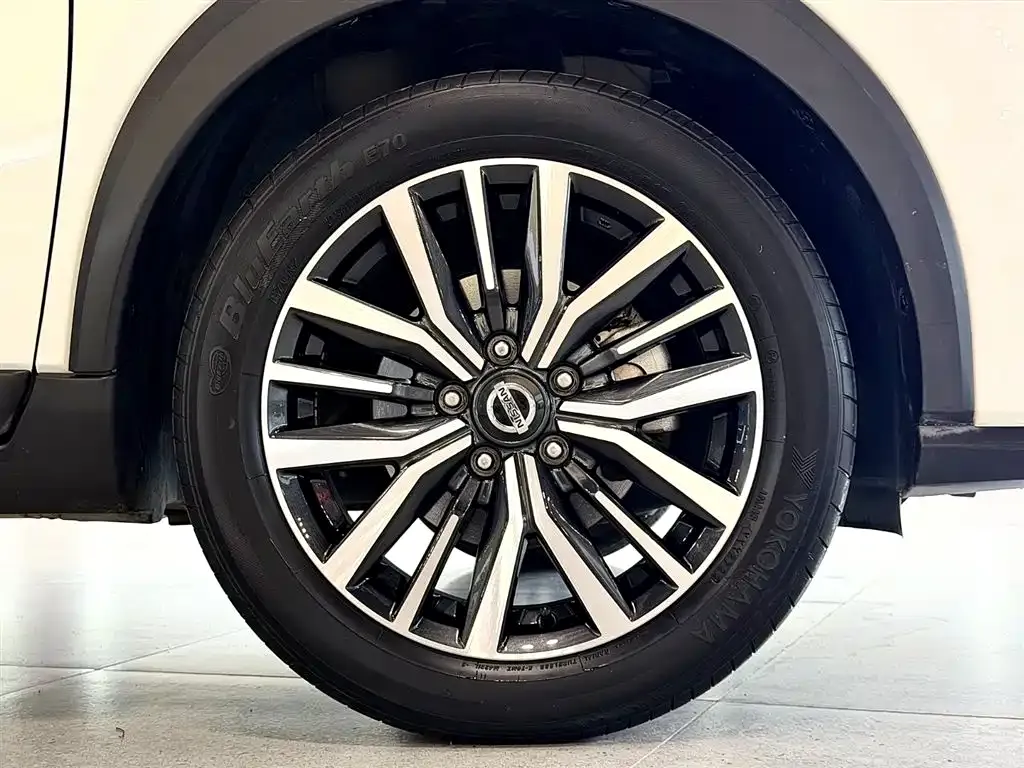 Nissan Kicks — фото 7