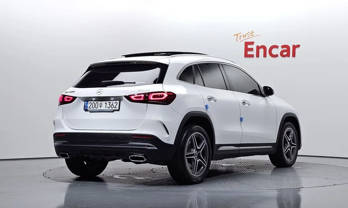 Mercedes-Benz GLA-Class — фото 6