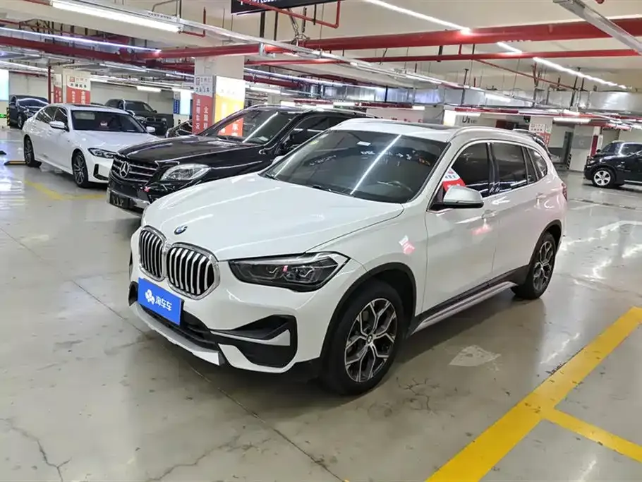 BMW X1 — фото 1