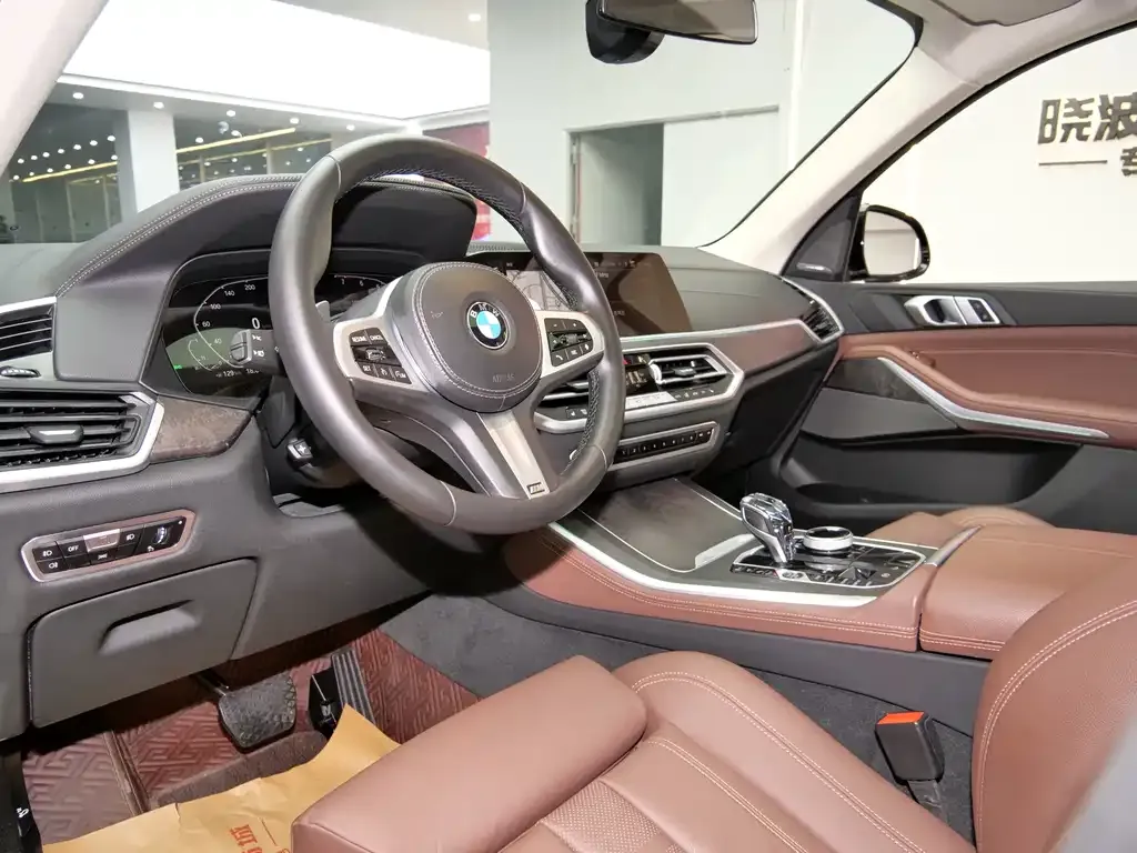 BMW X5 (Import) — фото 8