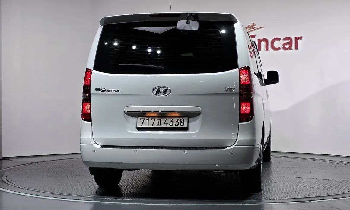 Hyundai Starex — фото 8