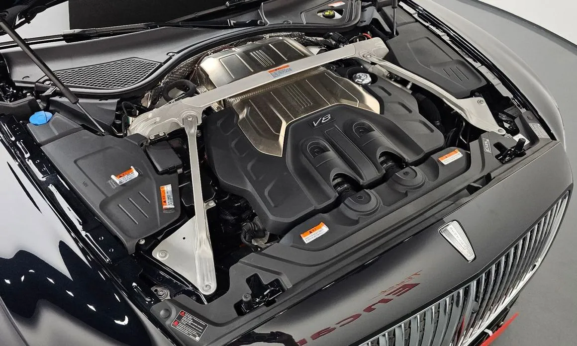 Bentley Flying Spur — фото 9