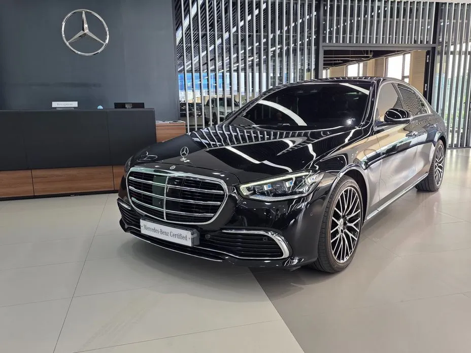 Mercedes-Benz S-Class — фото 1