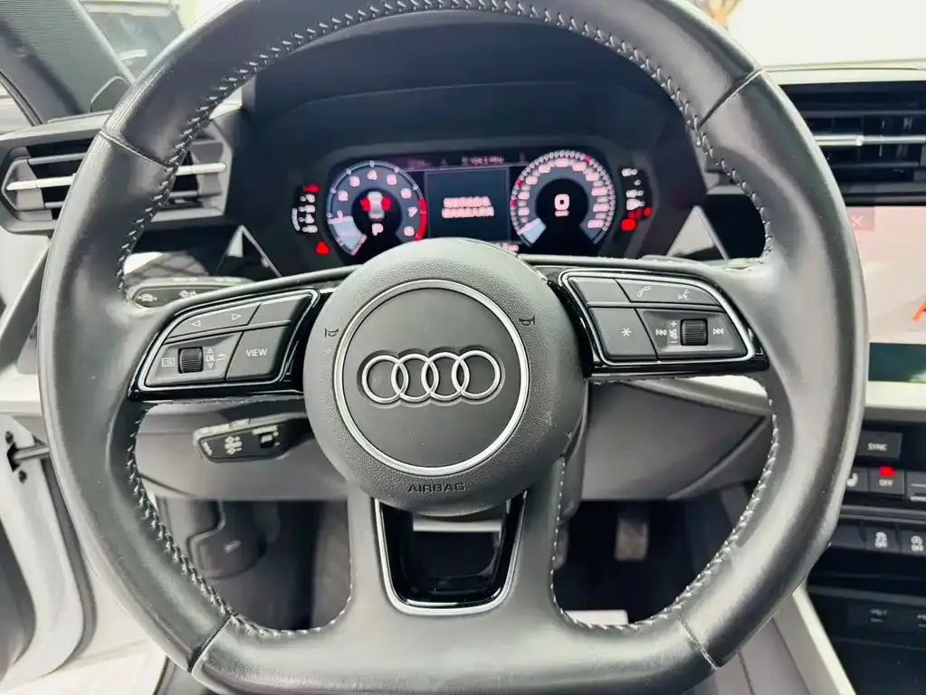 Audi A3 — фото 8
