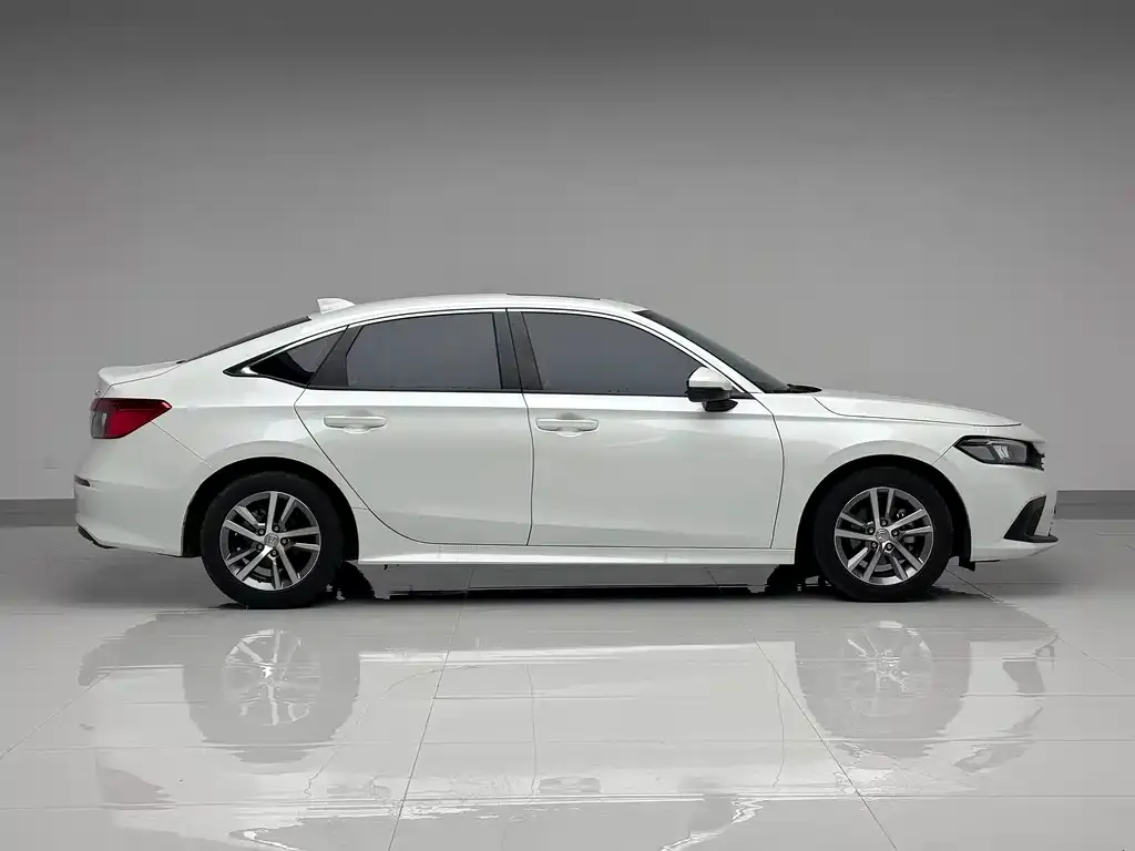 Honda Civic — фото 10