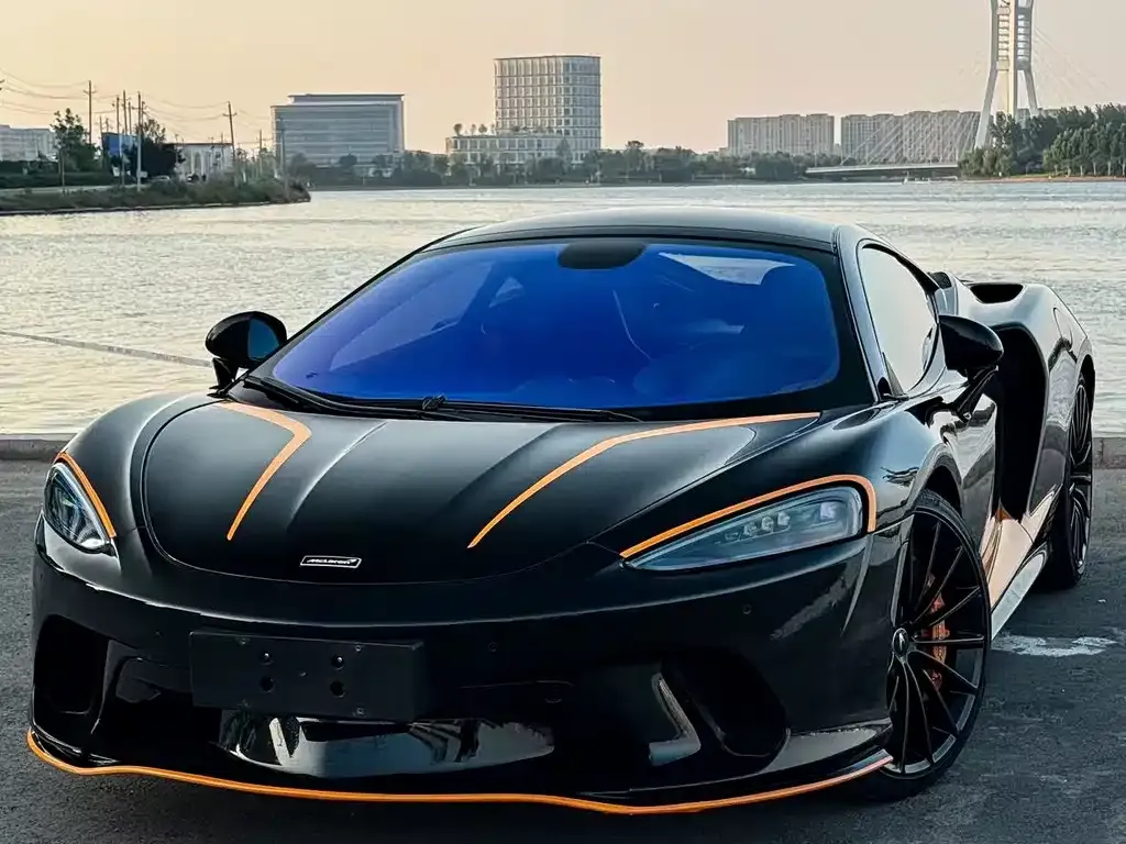 McLaren GT — фото 10