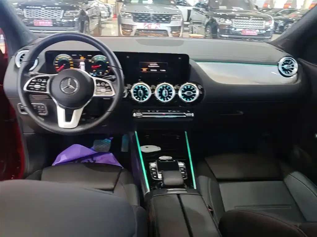 Mercedes-Benz GLA — фото 8
