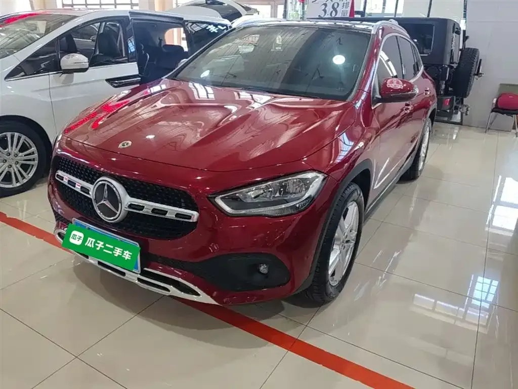 Mercedes-Benz GLA — фото 9