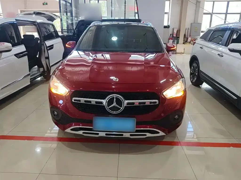Mercedes-Benz GLA — фото 3