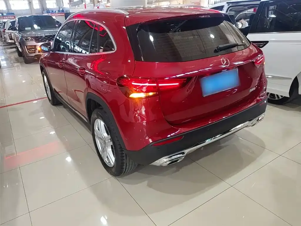 Mercedes-Benz GLA — фото 10