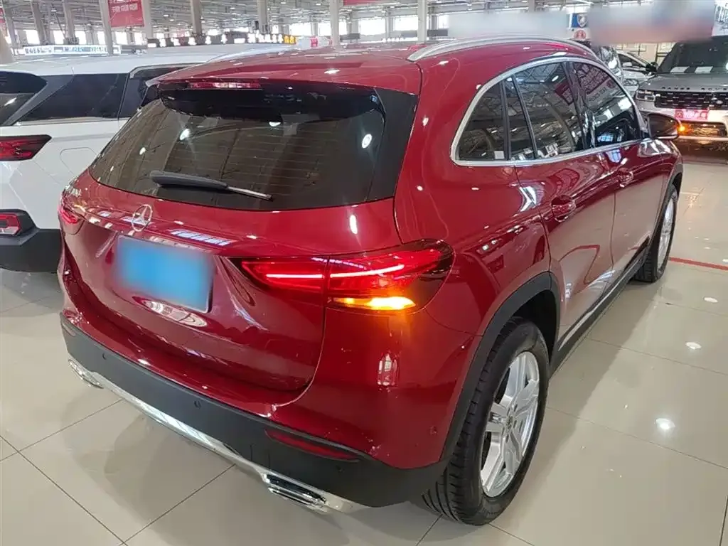 Mercedes-Benz GLA — фото 7