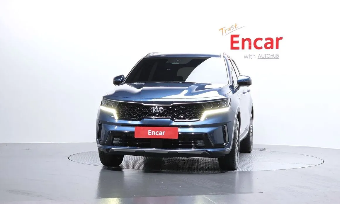 Kia Sorento — фото 5