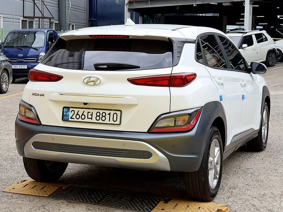 Hyundai Kona — фото 7