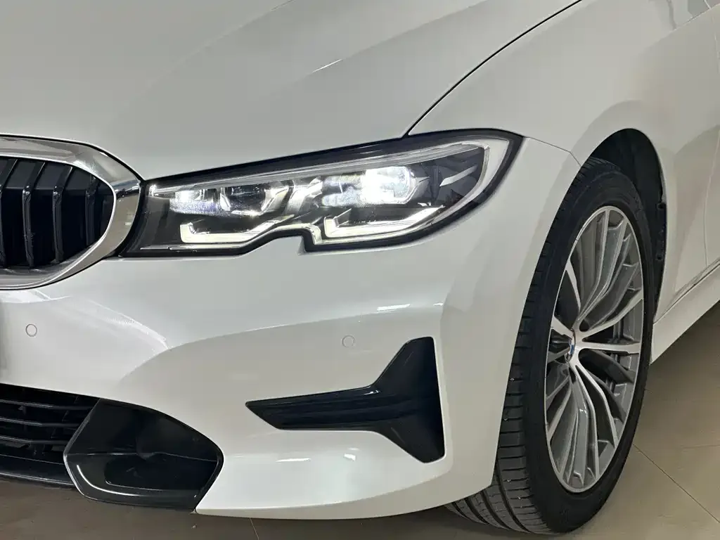BMW 3 Series — фото 3
