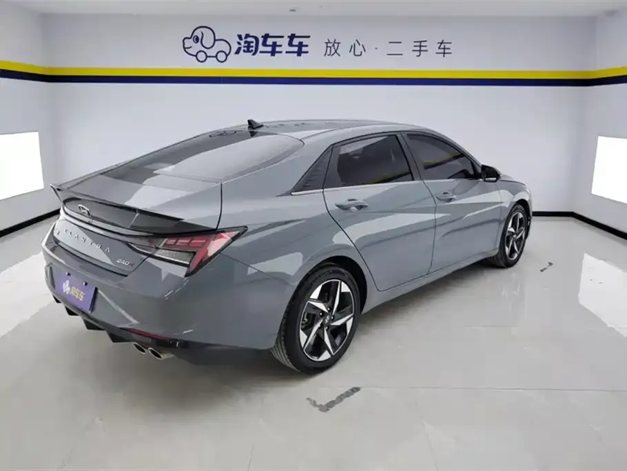 Hyundai Elantra — фото 4