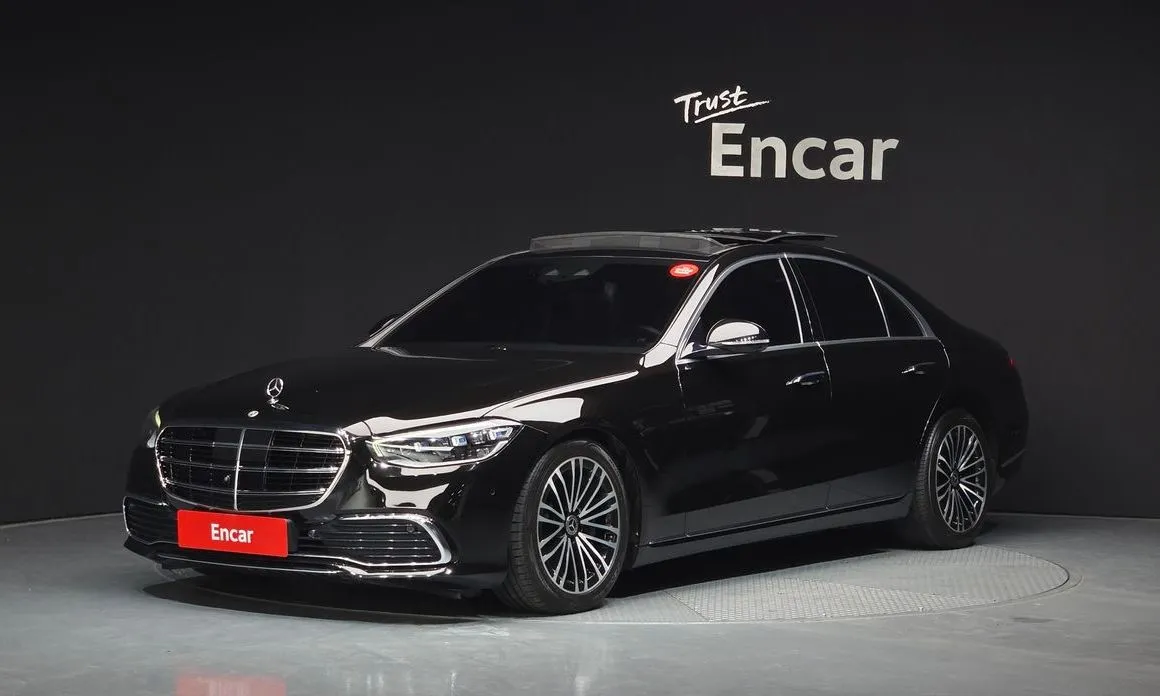 Mercedes-Benz S-Class — фото 1