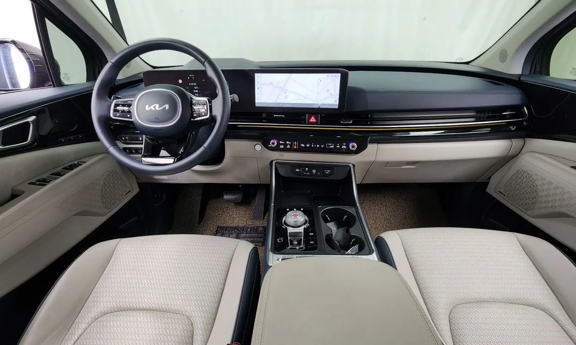 Kia Carnival — фото 2