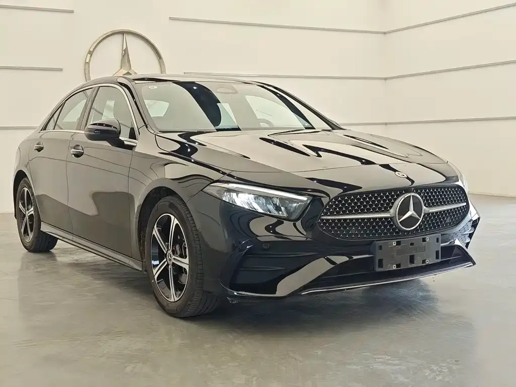 Mercedes-Benz A-Class — фото 9