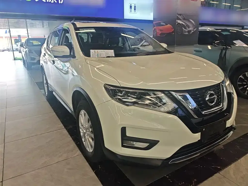Nissan X-Trail — фото 10