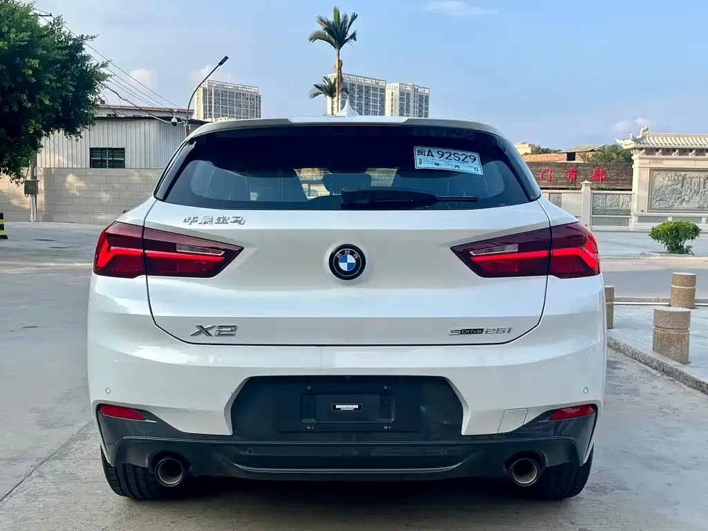 BMW X2 — фото 8