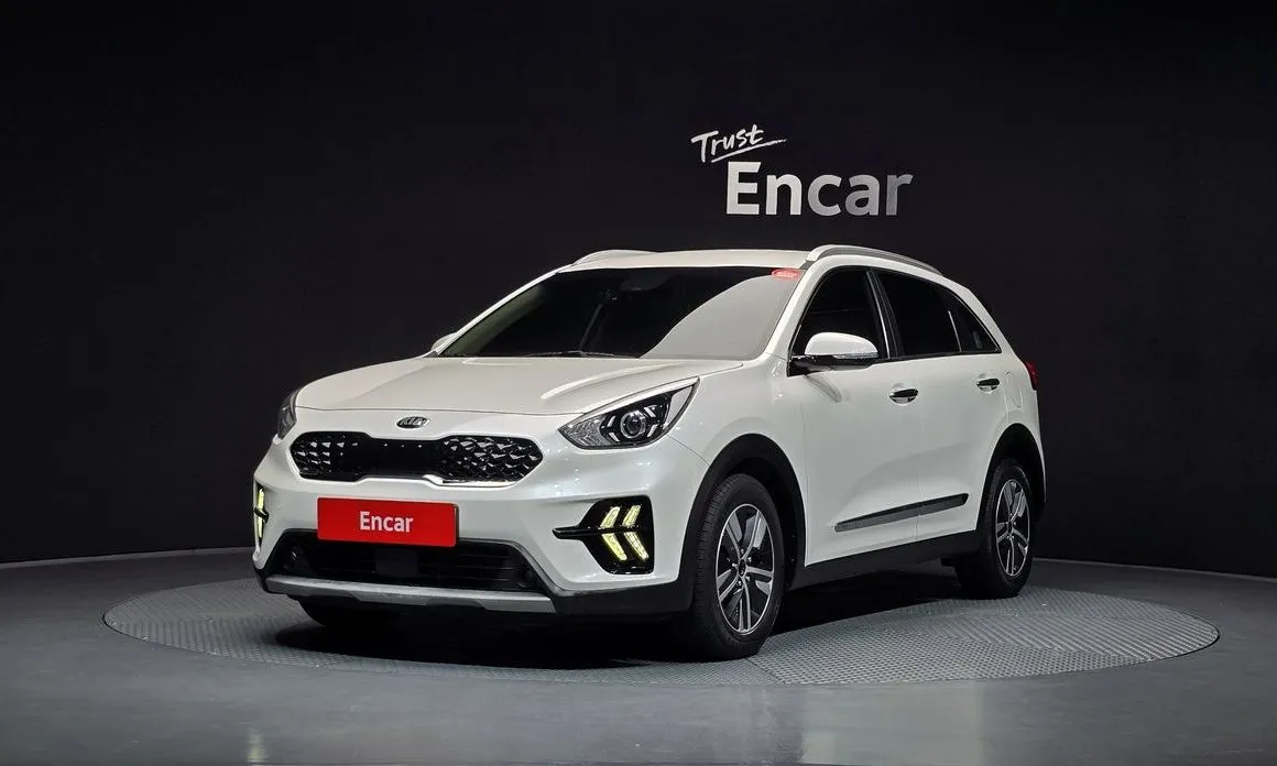 Kia Niro — фото 1