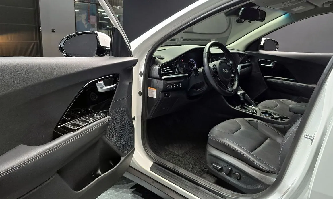 Kia Niro — фото 10