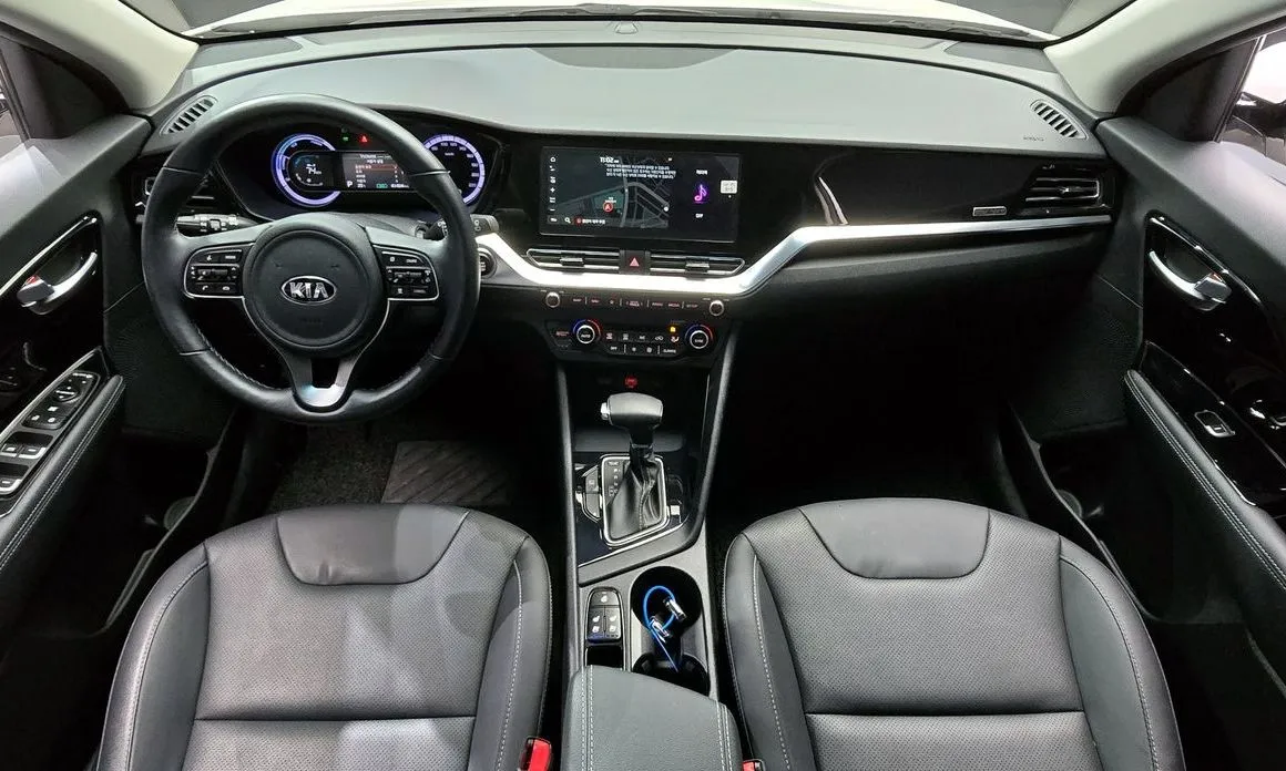 Kia Niro — фото 8