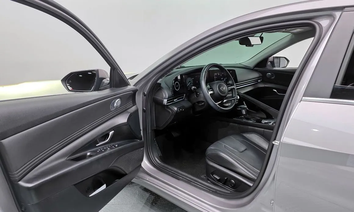 Hyundai AVANTE — фото 4